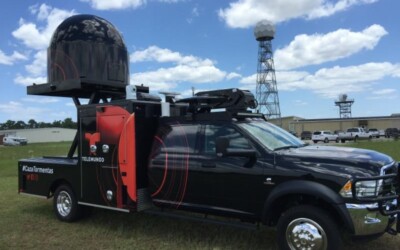 A emissora de TV NBCUniversal lança sua frota de radares móveis StormRanger equipados com o RANGER-X5 da EEC